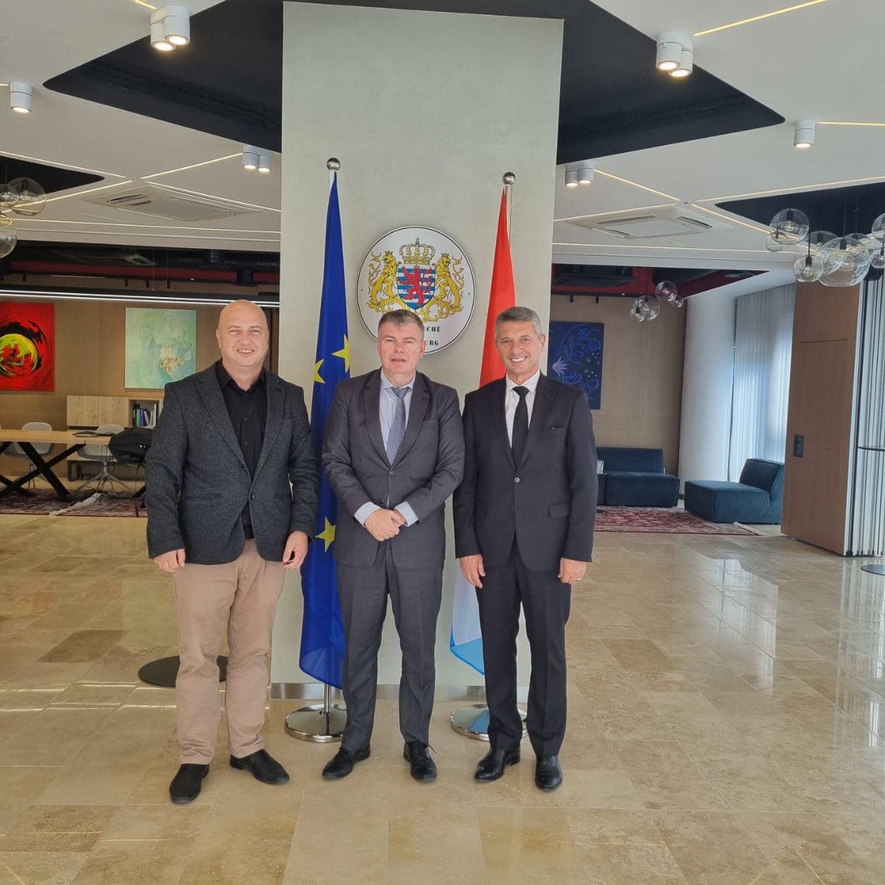 Takim bashkëpunues në Ambasadën e Luksemburgut për zhvillimin e aftësive digjitale dhe sipërmarrjes
